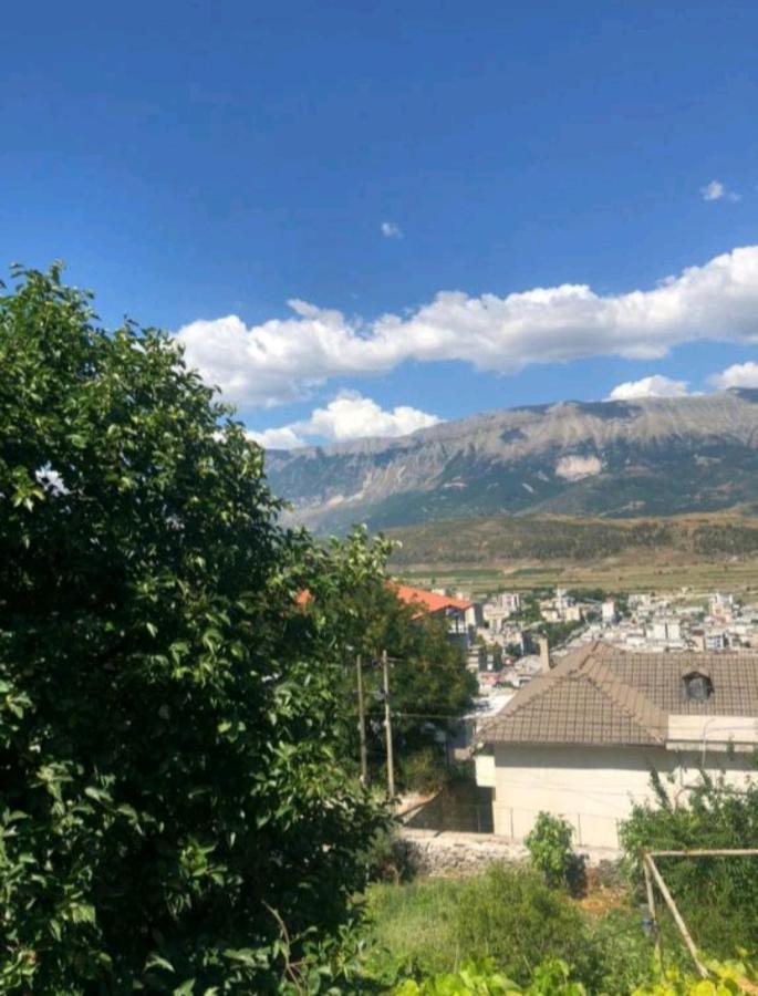 Miziriguesthouse Gjirokastra Kültér fotó