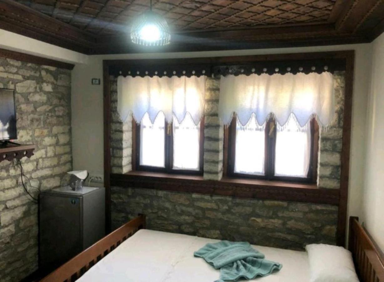 Miziriguesthouse Gjirokastra Kültér fotó