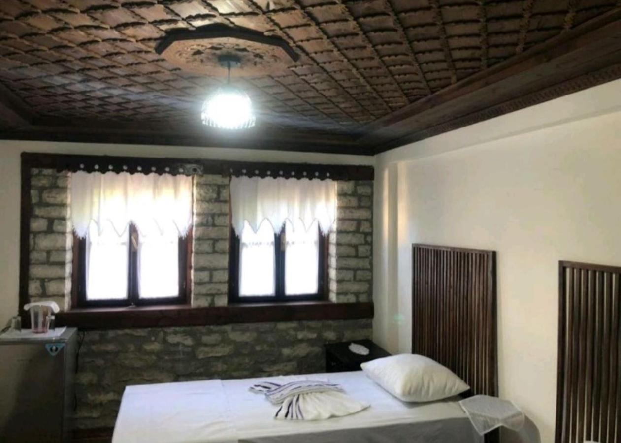 Miziriguesthouse Gjirokastra Kültér fotó