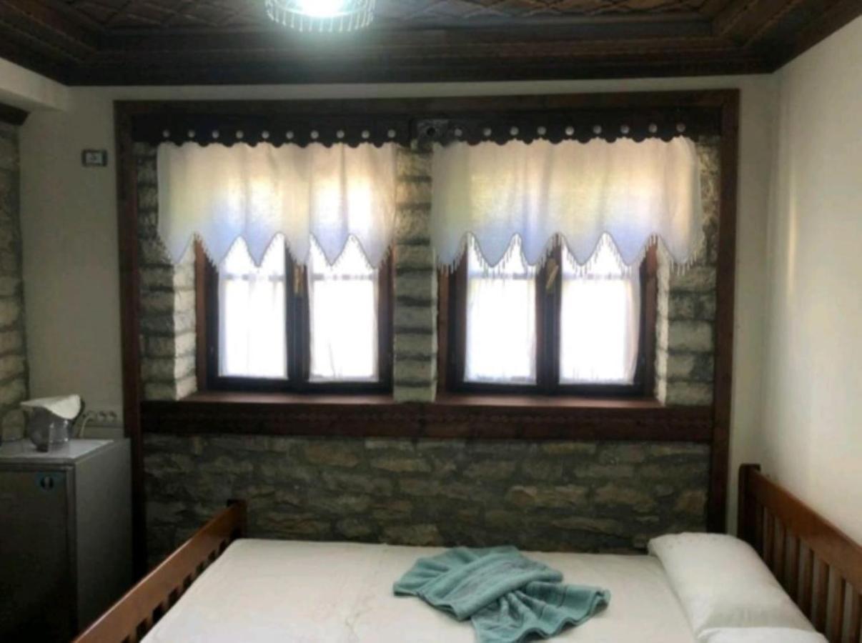 Miziriguesthouse Gjirokastra Kültér fotó