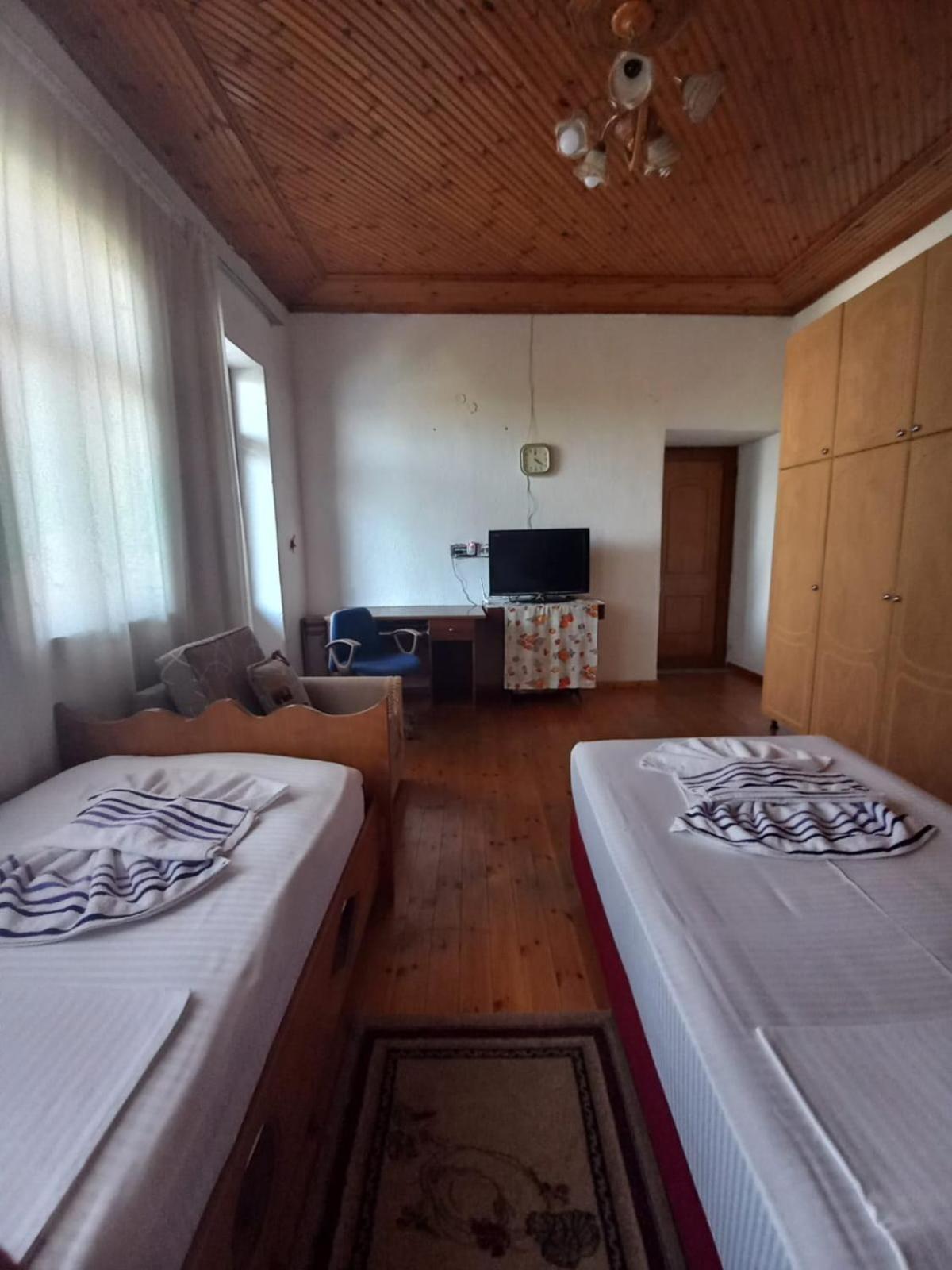Miziriguesthouse Gjirokastra Kültér fotó